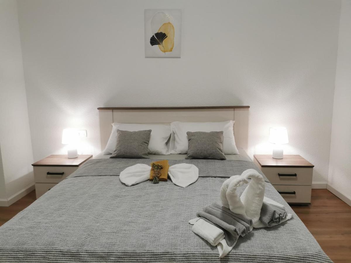 Apartmani Tripalo 伊莫茨基 外观 照片