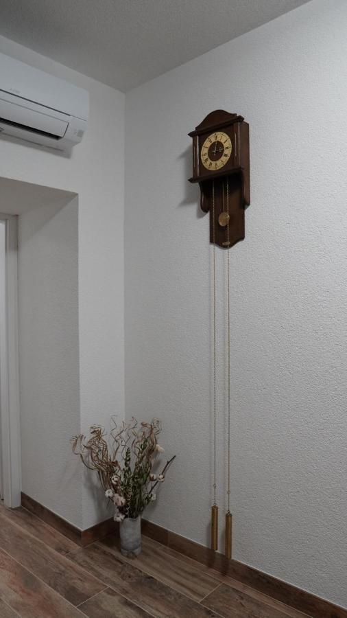Apartmani Tripalo 伊莫茨基 外观 照片